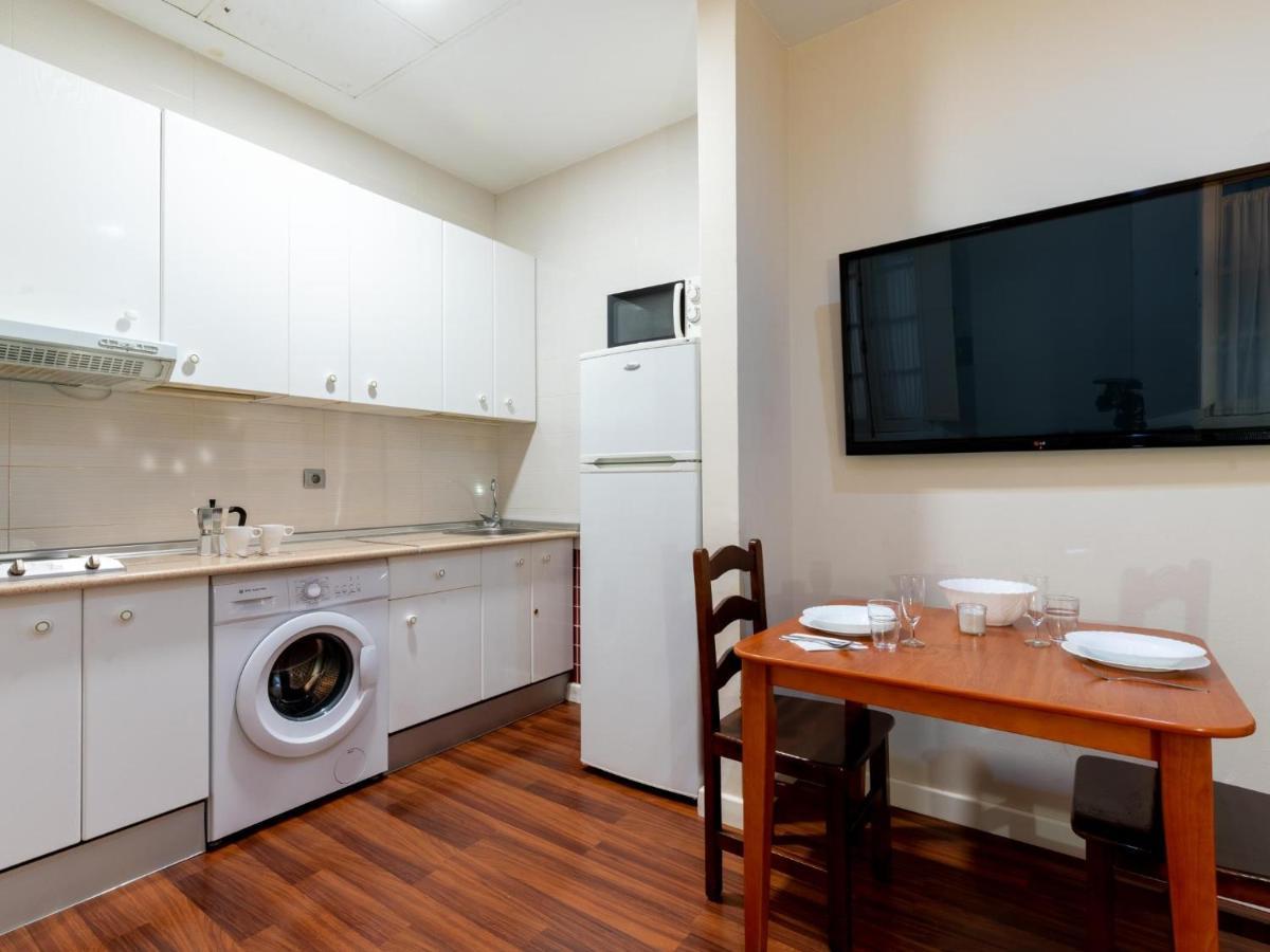 Ferienwohnung Holi-Rent Lumbreras Sevilla Exterior foto