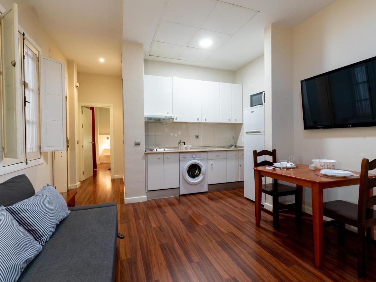 Ferienwohnung Holi-Rent Lumbreras Sevilla Exterior foto