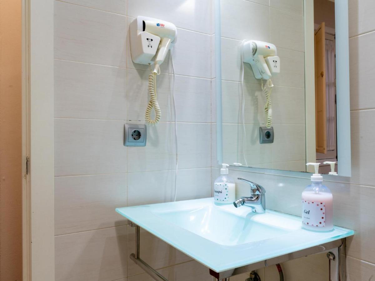 Ferienwohnung Holi-Rent Lumbreras Sevilla Exterior foto