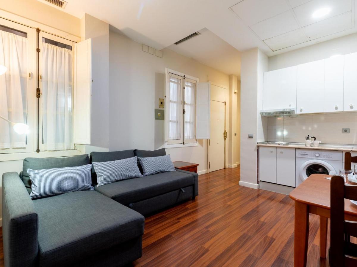 Ferienwohnung Holi-Rent Lumbreras Sevilla Exterior foto