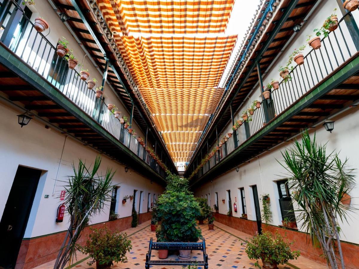 Ferienwohnung Holi-Rent Lumbreras Sevilla Exterior foto
