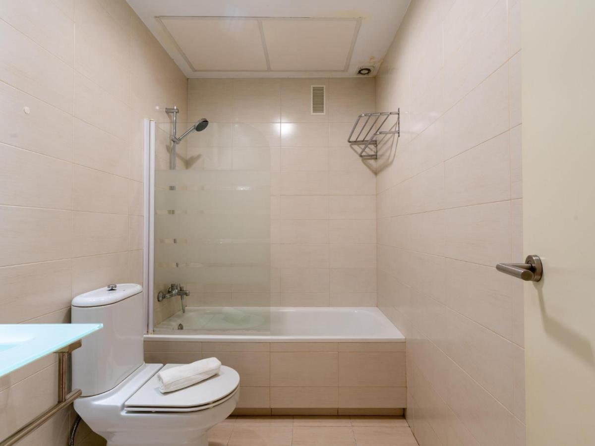 Ferienwohnung Holi-Rent Lumbreras Sevilla Exterior foto